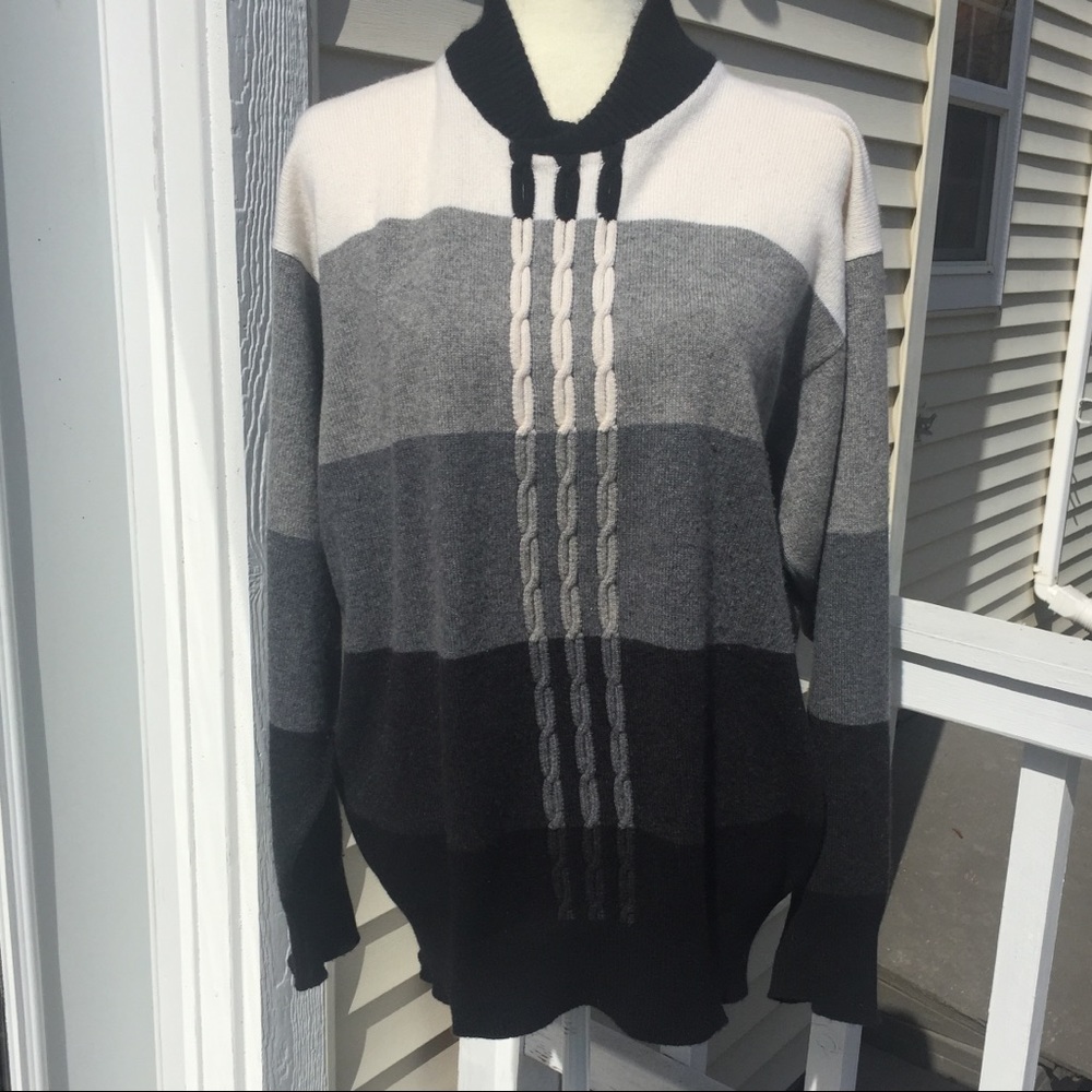Clan Douglas Cashmere Sweater.